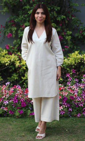 Monochrome Elegance Cotton Slub Pant-Set