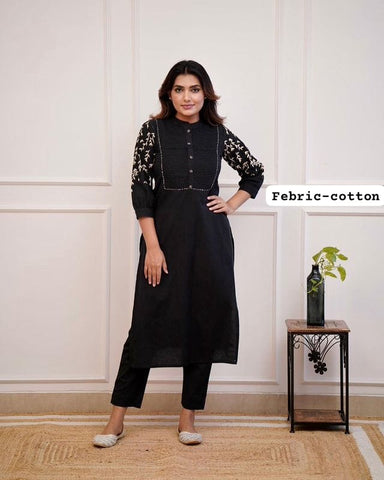 Elegance Edition Kurti-Pant Set