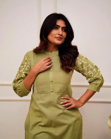 Elegance Edition Kurti-Pant Set