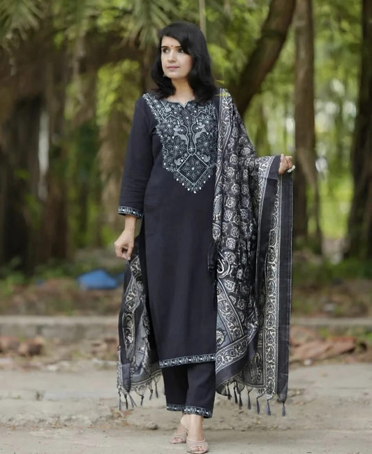 Khadi Grace Embroidery Set