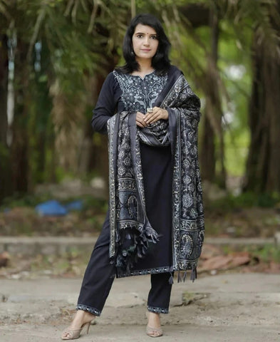 Khadi Grace Embroidery Set