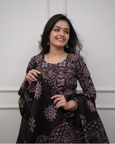 Blockprint Charm – Premium 3Pc Cotton Set Kurti